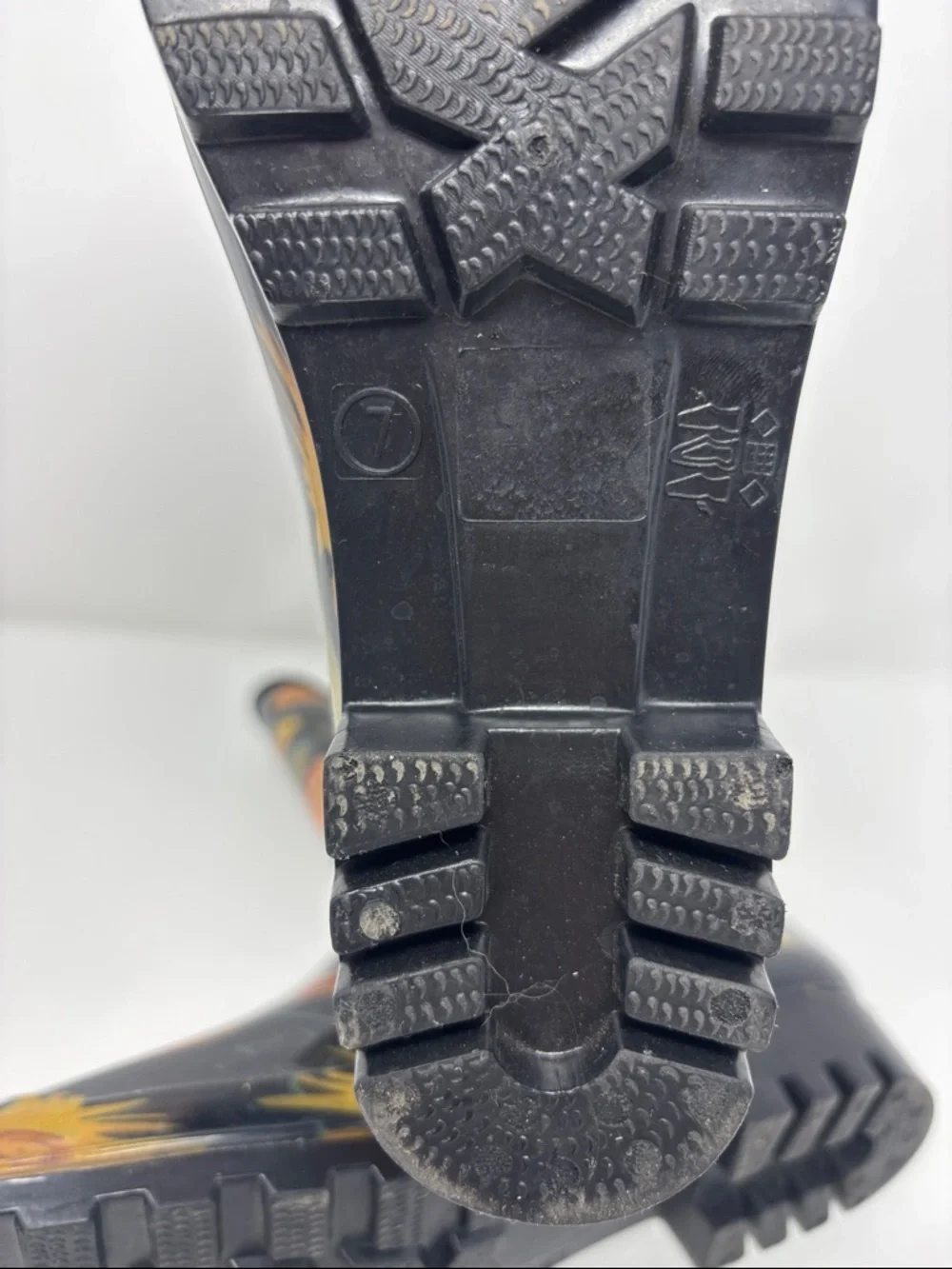 Black‎ Floral Sunflower Rain Boots 7
